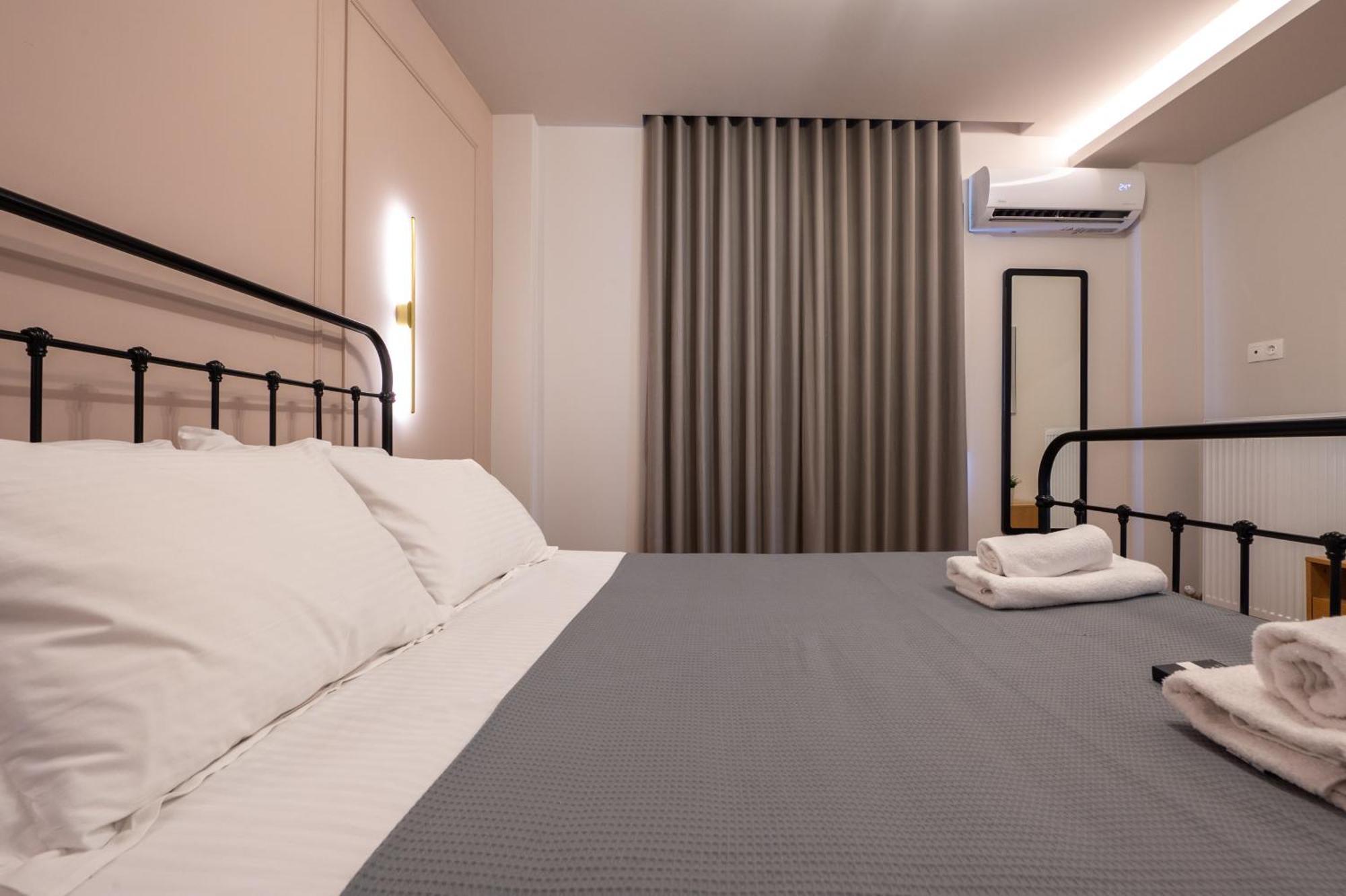 Live Life Plaka Apartment アテネ エクステリア 写真