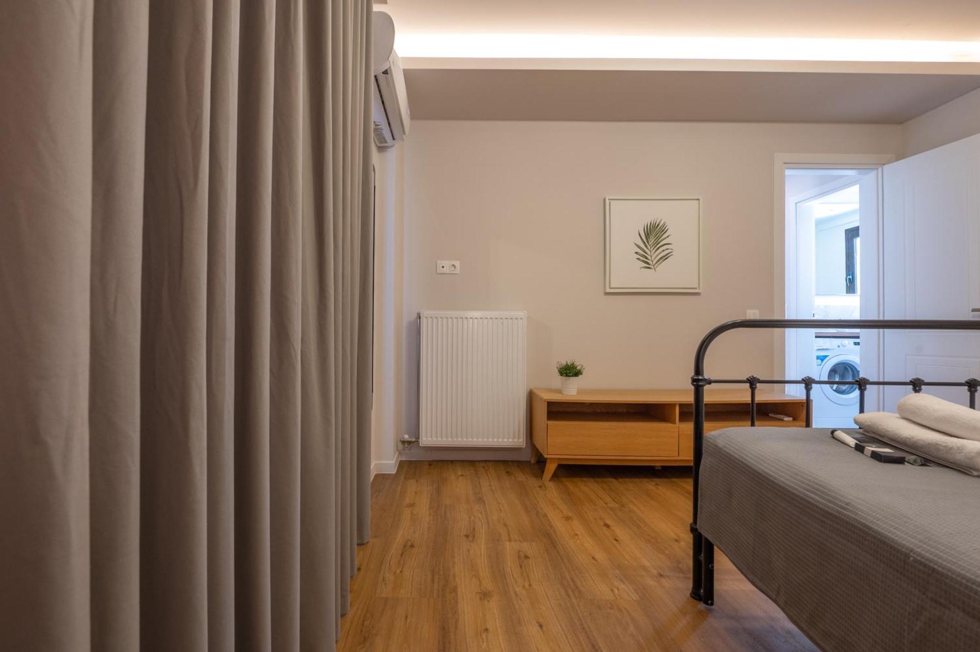 Live Life Plaka Apartment アテネ エクステリア 写真